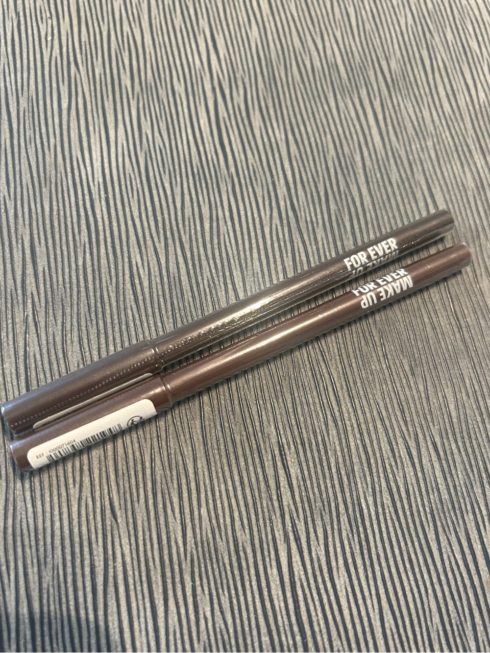 Make up forever aqua resist dark brown eyeliner 2 shades